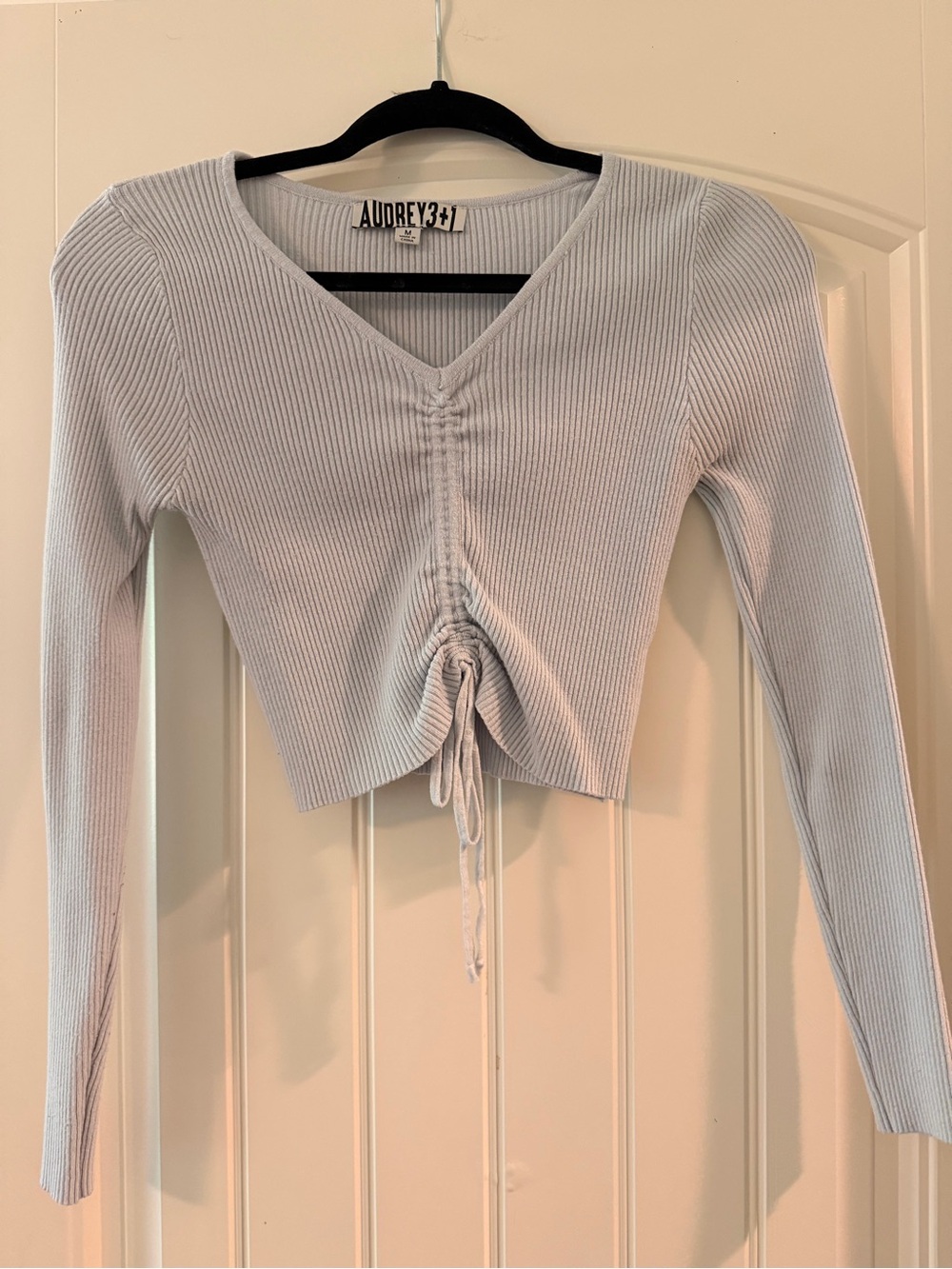 AUDREY 3+1 Light Gray Ribbed V-Neck Drawstring Crop Top